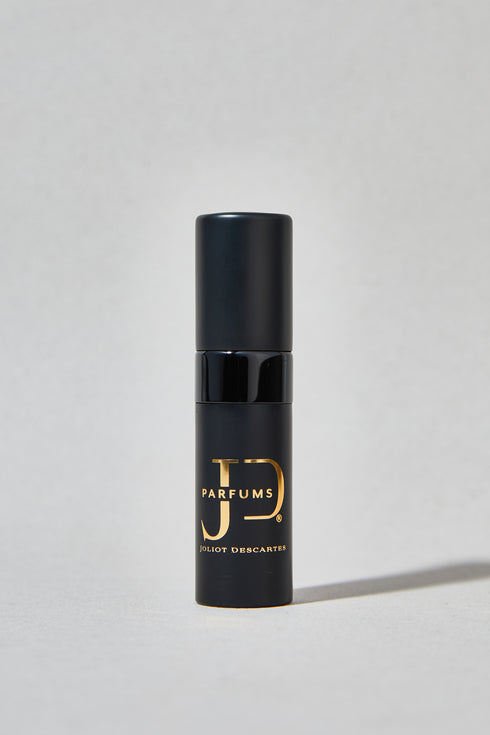 Black Travel Atomizer Unisex by Joliot Descartes
